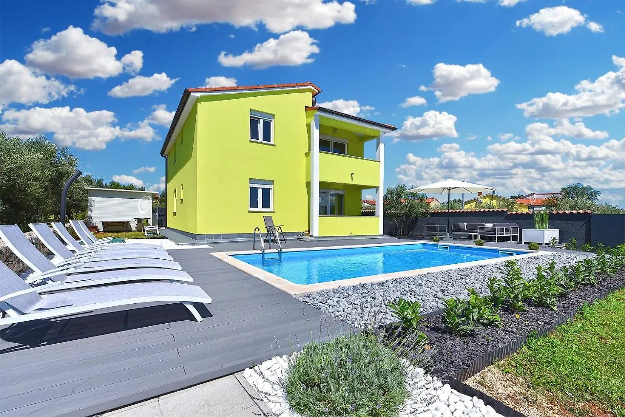 Villa House Marijana 2115 Galižana 0*,  Croazia
